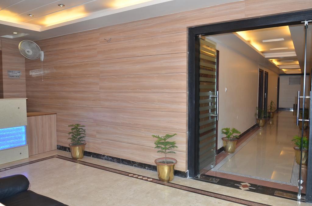 Divine Destination Hotel Varanasi Eksteriør billede