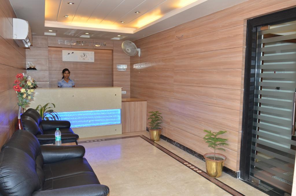 Divine Destination Hotel Varanasi Eksteriør billede