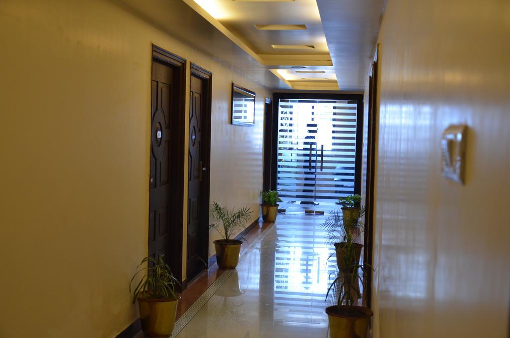 Divine Destination Hotel Varanasi Eksteriør billede